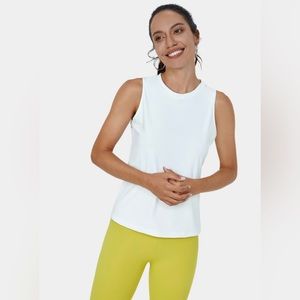 Halera Cut Out Crossover Hem Solid Yoga Tank Top Size Small White New With Tag